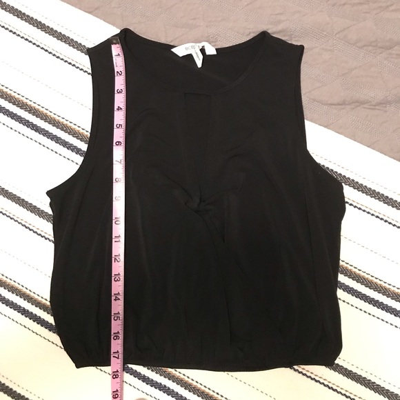 BCBGeneration Wrap Crop Top XS - Picture 2 of 2